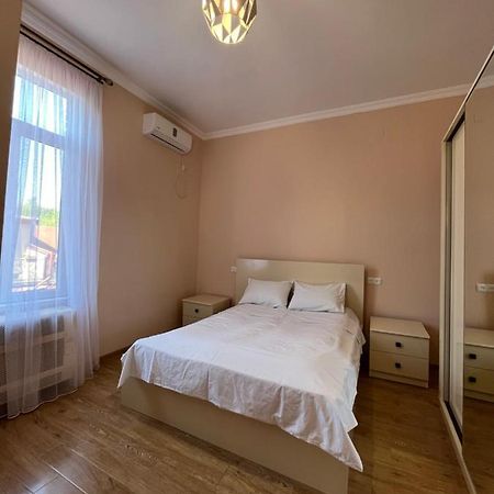 Guest House Mtani Near Colchis Fountain Κουτάισι Εξωτερικό φωτογραφία